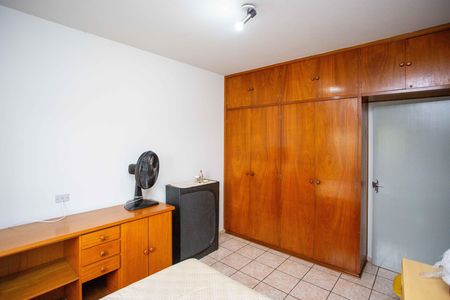 Casa para alugar com 214m², 3 quartos e 4 vagasQuarto 2