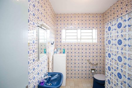 Casa para alugar com 214m², 3 quartos e 4 vagasBanheiro Social