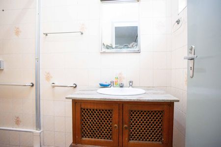Casa para alugar com 214m², 3 quartos e 4 vagasBanheiro da Suíte