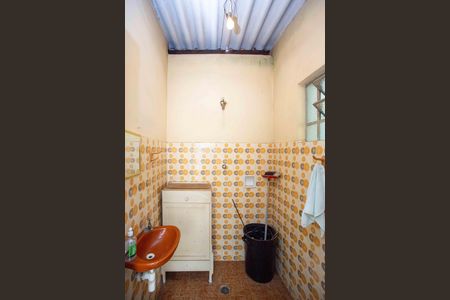 Casa para alugar com 214m², 3 quartos e 4 vagasBanheiro de serviço
