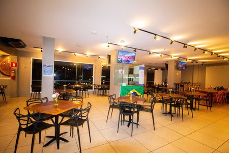 Studio à venda com 36m², 1 quarto e 1 vaga Studio à venda com 36m², 1 quarto e 1 vagaÁrea Comum - Restaurante
