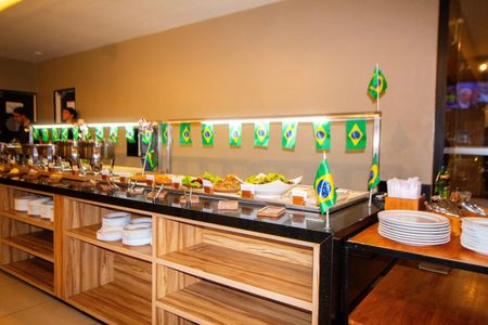 Studio à venda com 36m², 1 quarto e 1 vaga Studio à venda com 36m², 1 quarto e 1 vagaÁrea Comum - Restaurante