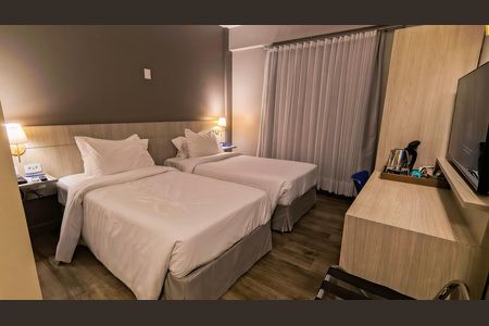 Quarto  de kitnet/studio à venda com 1 quarto, 36m² em Vila Amaral, Belo Horizonte