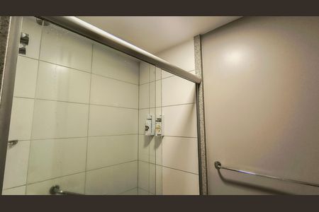 Studio à venda com 36m², 1 quarto e 1 vaga Studio à venda com 36m², 1 quarto e 1 vagaBanheiro