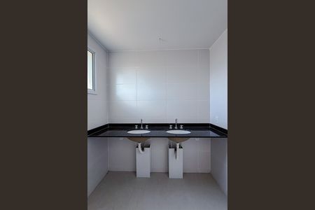 Apartamento à venda com 146m², 3 quartos e 3 vagasBanheiro da Suíte 3