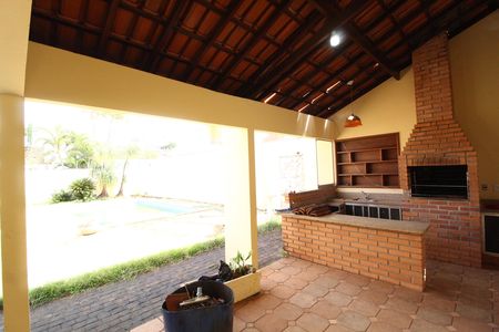 Casa para alugar com 297m², 3 quartos e 6 vagasVaranda
