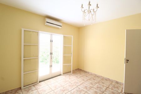 Casa para alugar com 297m², 3 quartos e 6 vagasQuarto 2