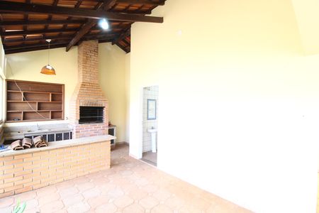 Casa para alugar com 297m², 3 quartos e 6 vagasVaranda