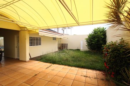 Casa para alugar com 297m², 3 quartos e 6 vagasJardim - Pomar