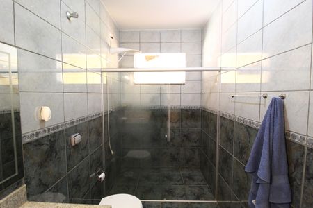 Casa para alugar com 297m², 3 quartos e 6 vagasBanheiro Social