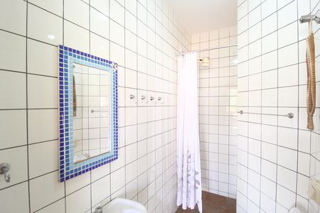Casa para alugar com 297m², 3 quartos e 6 vagasBanheiro da Piscina