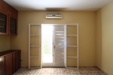 Casa para alugar com 297m², 3 quartos e 6 vagasQuarto 3 - Suíte