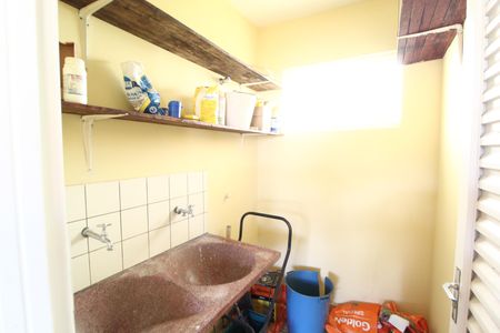 Casa para alugar com 297m², 3 quartos e 6 vagasÁrea de Serviço