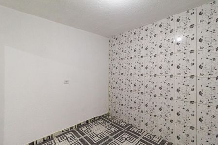 Cozinha de casa para alugar com 1 quarto, 25m² em Vila Menck, Osasco