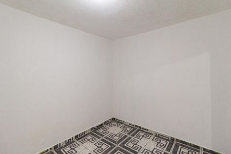 Quarto de casa para alugar com 1 quarto, 25m² em Vila Menck, Osasco