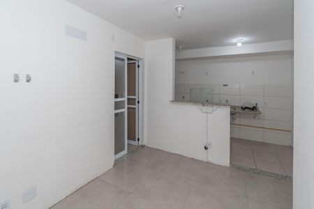 Sala de Estar/Jantar  de apartamento para alugar com 2 quartos, 53m² em Parque Orestes Ongaro, Sumaré