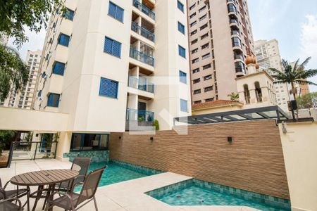 Apartamento à venda com 75m², 2 quartos e 1 vaga Apartamento à venda com 75m², 2 quartos e 1 vagaÁrea comum - Piscina