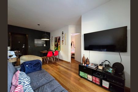 Apartamento à venda com 75m², 2 quartos e 1 vaga Apartamento à venda com 75m², 2 quartos e 1 vagaSala