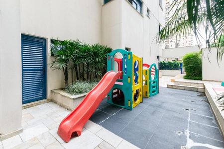 Apartamento à venda com 75m², 2 quartos e 1 vaga Apartamento à venda com 75m², 2 quartos e 1 vagaÁrea comum - Playground