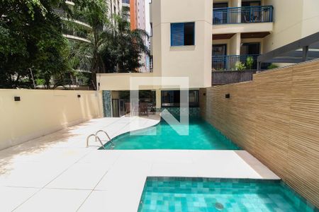 Apartamento à venda com 75m², 2 quartos e 1 vaga Apartamento à venda com 75m², 2 quartos e 1 vagaÁrea comum - Piscina