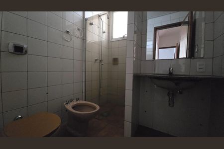 Banheiro de apartamento para alugar com 3 quartos, 150m² em Buritis, Belo Horizonte