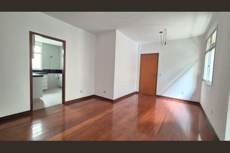 Sala de apartamento para alugar com 3 quartos, 150m² em Buritis, Belo Horizonte