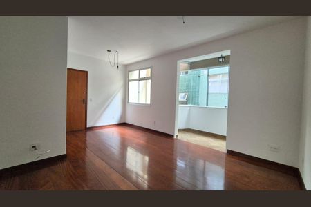 Sala de apartamento para alugar com 3 quartos, 150m² em Buritis, Belo Horizonte