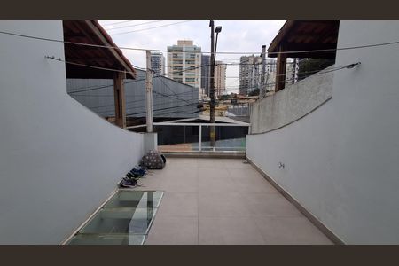 Casa à venda com 98m², 2 quartos e 1 vaga Casa à venda com 98m², 2 quartos e 1 vagaVaranda