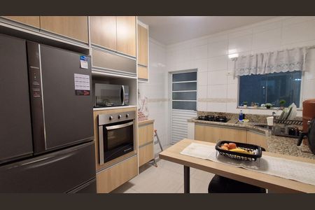 Casa à venda com 98m², 2 quartos e 1 vaga Casa à venda com 98m², 2 quartos e 1 vagaCozinha