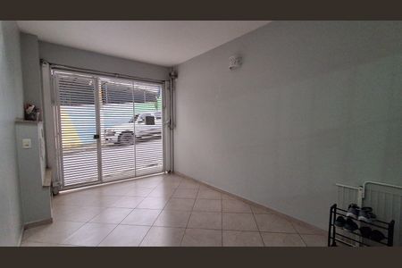 Casa à venda com 98m², 2 quartos e 1 vaga Casa à venda com 98m², 2 quartos e 1 vagaGaragem