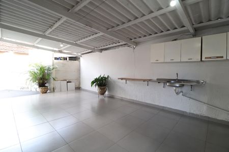 Casa para alugar com 150m², 3 quartos e 4 vagasVaranda