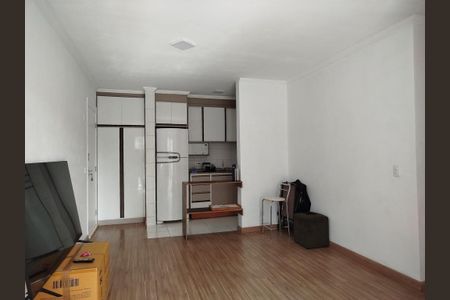 Sala de apartamento à venda com 3 quartos, 67m² em Guaiauna, São Paulo
