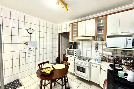 Cozinha  de casa à venda com 3 quartos, 149m² em Jardim Soraia, São Paulo