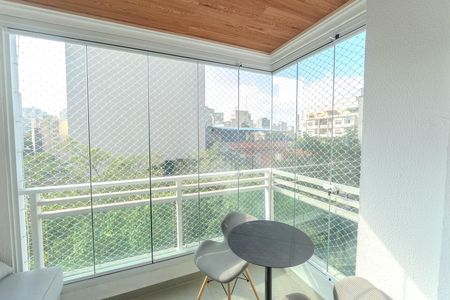 Apartamento à venda com 64m², 2 quartos e 1 vagaSacada