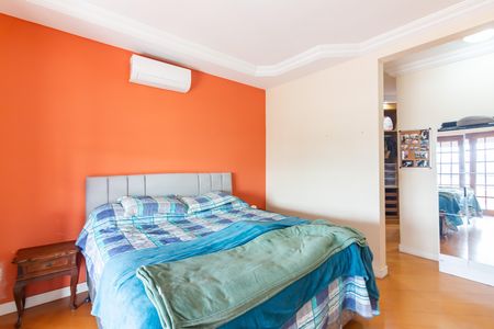 Casa à venda com 368m², 4 quartos e 10 vagas Casa à venda com 368m², 4 quartos e 10 vagasQuarto 3