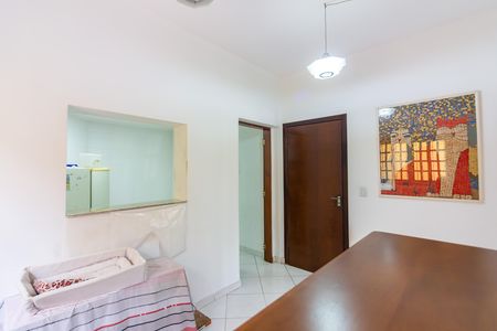 Casa à venda com 368m², 4 quartos e 10 vagas Casa à venda com 368m², 4 quartos e 10 vagasQuarto 5