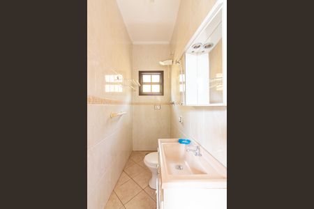 Casa à venda com 368m², 4 quartos e 10 vagas Casa à venda com 368m², 4 quartos e 10 vagasBanheiro 4