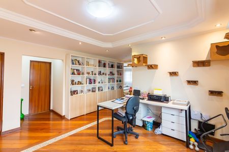 Casa à venda com 368m², 4 quartos e 10 vagas Casa à venda com 368m², 4 quartos e 10 vagasSala