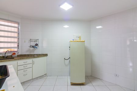 Casa à venda com 368m², 4 quartos e 10 vagas Casa à venda com 368m², 4 quartos e 10 vagasCozinha 2