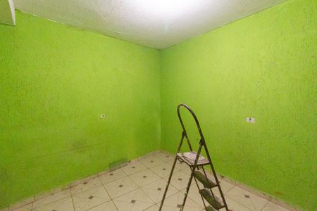 Quarto de casa para alugar com 1 quarto, 27m² em Vila Menck, Osasco
