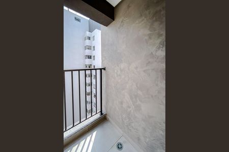 Studio para alugar com 30m², 1 quarto e sem vaga Studio para alugar com 30m², 1 quarto e sem vagaVaranda