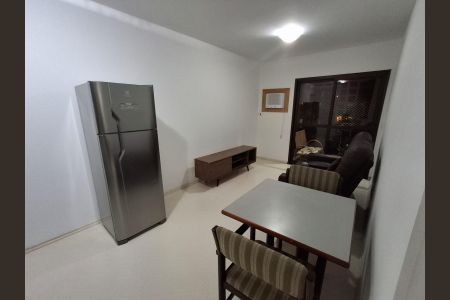 Cozinha de apartamento para alugar com 1 quarto, 43m² em Jardim Paulista, São Paulo