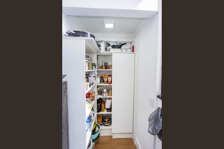 Apartamento à venda com 72m², 2 quartos e 1 vaga Apartamento à venda com 72m², 2 quartos e 1 vagaDespensa