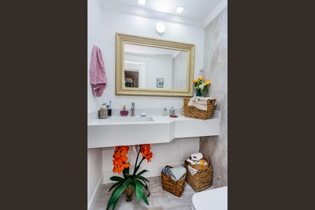 Apartamento à venda com 72m², 2 quartos e 1 vaga Apartamento à venda com 72m², 2 quartos e 1 vagaBanheiro