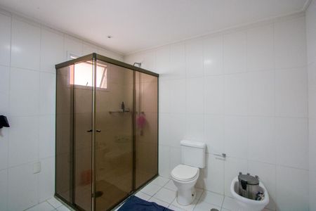Apartamento à venda com 236m², 3 quartos e 4 vagas Apartamento à venda com 236m², 3 quartos e 4 vagasBanheiro do Quarto 1