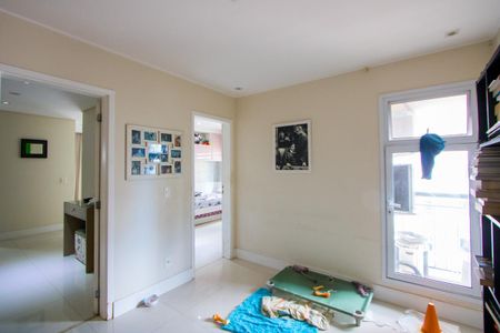 Apartamento à venda com 236m², 3 quartos e 4 vagas Apartamento à venda com 236m², 3 quartos e 4 vagasHall da área íntima