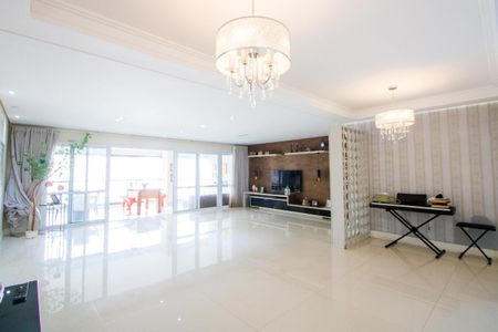 Apartamento à venda com 236m², 3 quartos e 4 vagas Apartamento à venda com 236m², 3 quartos e 4 vagasSala
