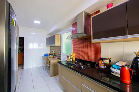 Apartamento à venda com 236m², 3 quartos e 4 vagas Apartamento à venda com 236m², 3 quartos e 4 vagasCozinha