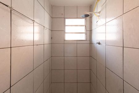 Banheiro de casa para alugar com 1 quarto, 30m² em Vila Menck, Osasco