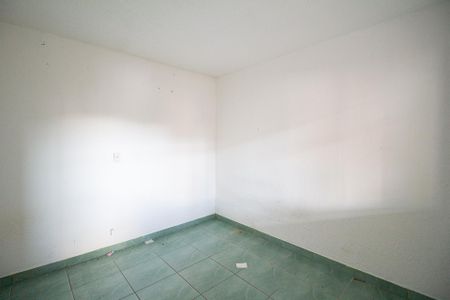 Quarto de casa para alugar com 1 quarto, 30m² em Vila Menck, Osasco